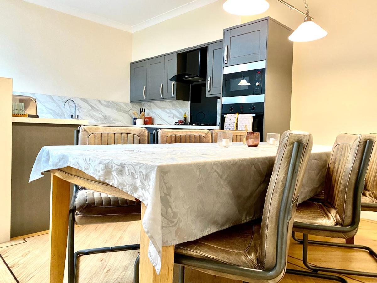Serviced Accommodation Moray Lesmurdie House, Elgin - Free Parking, Free Wifi Екстериор снимка