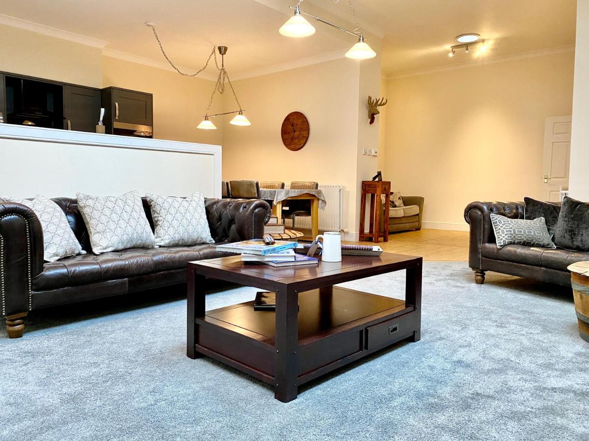 Serviced Accommodation Moray Lesmurdie House, Elgin - Free Parking, Free Wifi Екстериор снимка