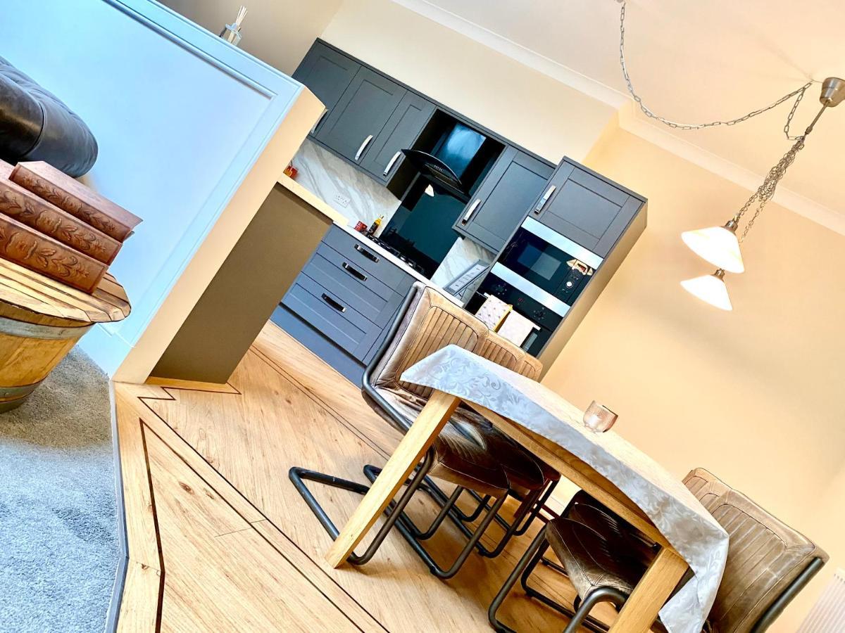 Serviced Accommodation Moray Lesmurdie House, Elgin - Free Parking, Free Wifi Екстериор снимка