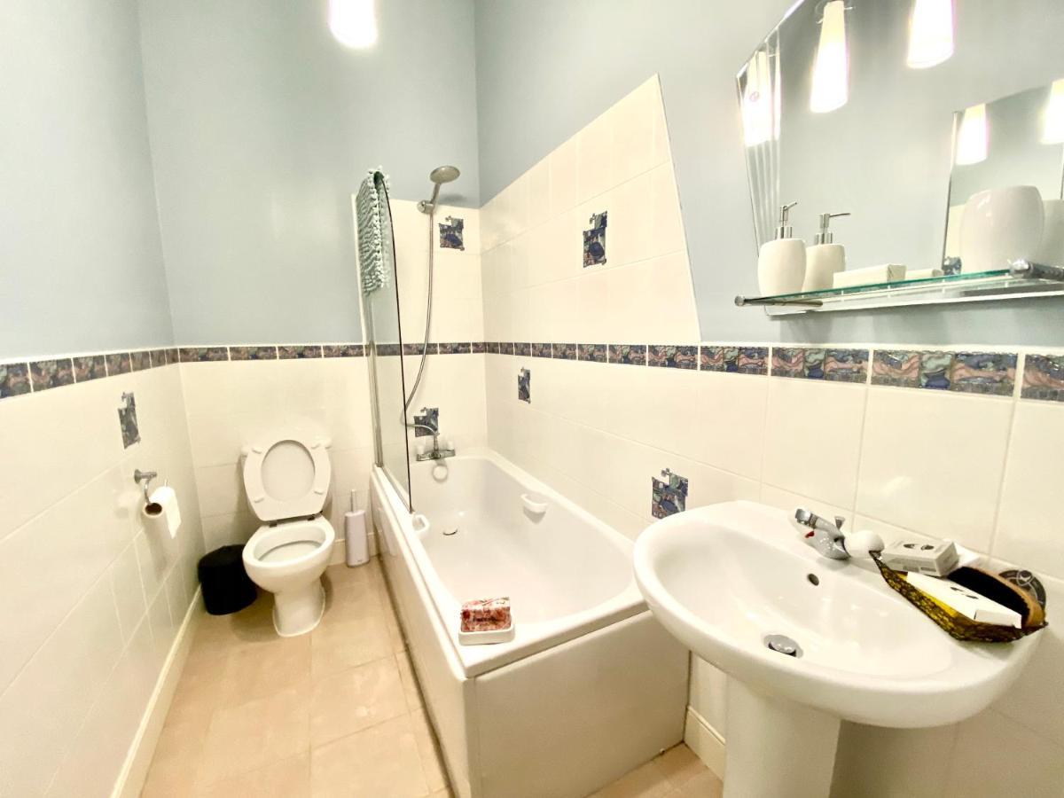 Serviced Accommodation Moray Lesmurdie House, Elgin - Free Parking, Free Wifi Екстериор снимка