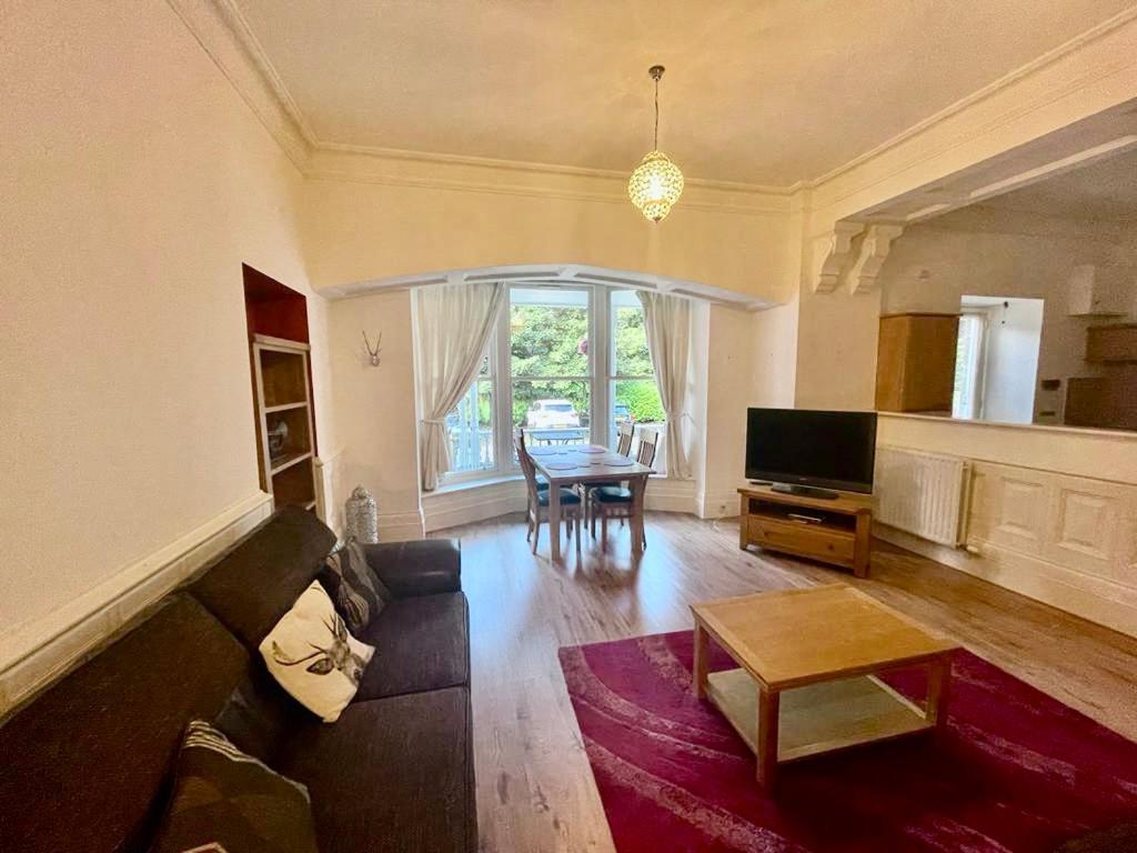 Serviced Accommodation Moray Lesmurdie House, Elgin - Free Parking, Free Wifi Екстериор снимка